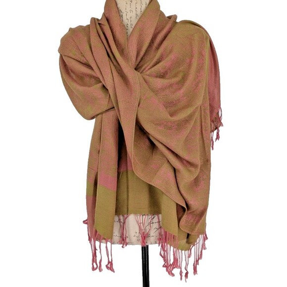 PASHMINA Scarf Wrap Subtle Green Pink Print 70% Pasmina 30% Silk 28"X72" Nice - Picture 1 of 10